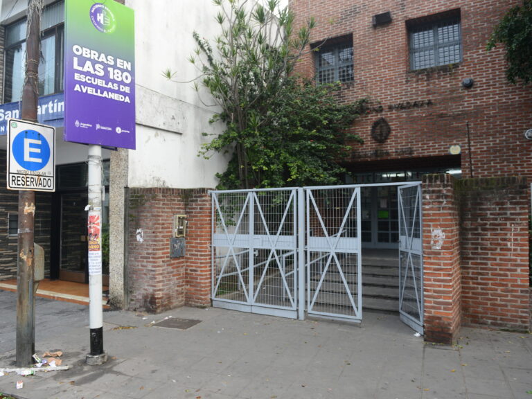 Fuerte paro docente contra Kicillof al inicio de clases: impacto en el GBA y escaso en colegios privados