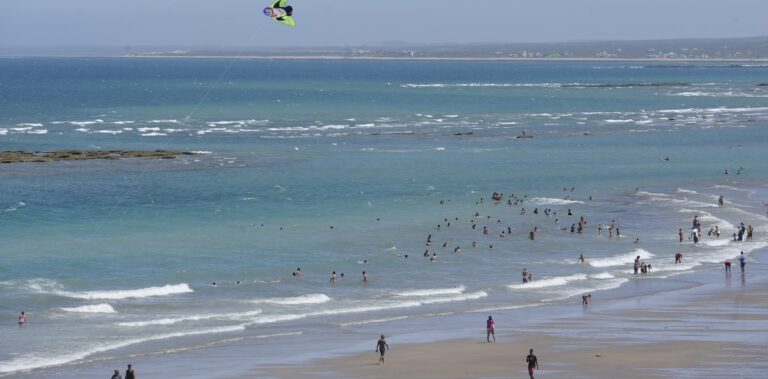 Las 3 Mejores Playas de Argentina para un Escape de Fin de Semana Largo 2026