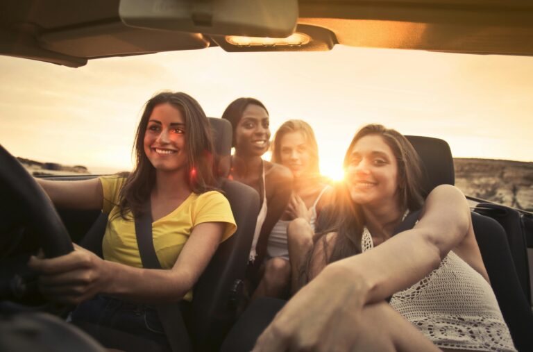 Viajar con amigos: consejos para organizar una aventura inolvidable y sin estrés