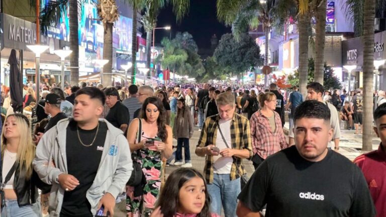 Temporada en Carlos Paz: Inmobiliarias vs. Municipio en la baja demanda