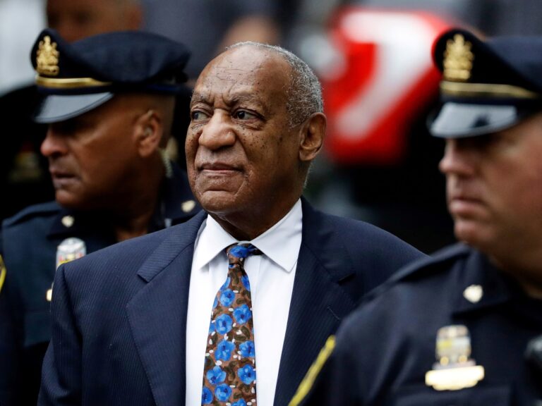Bill Cosby condenado a pagar casi 20 millones de dólares por agresión sexual