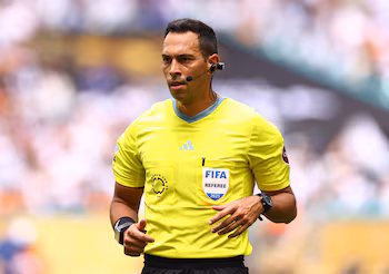 Facundo Tello, árbitro