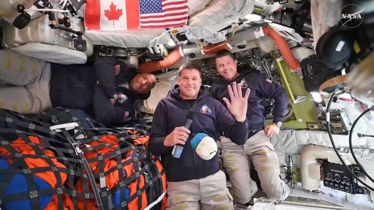 «Orion se alista para su sobrevuelo lunar mañana»