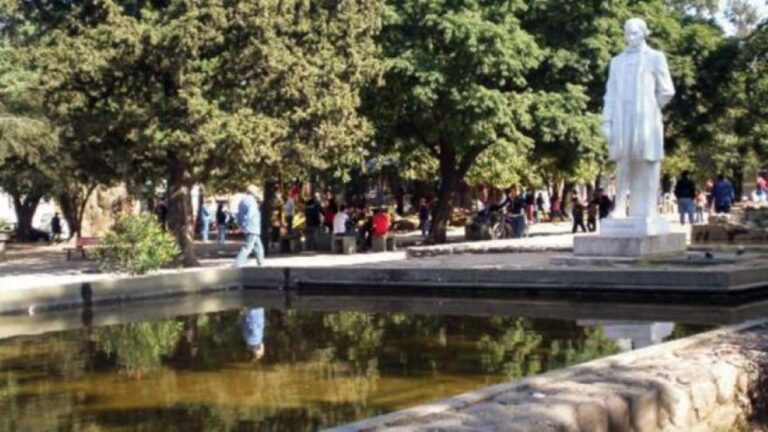 Alta Córdoba: Multa de $5 Millones a Vecino por Botar Residuos en la Plaza