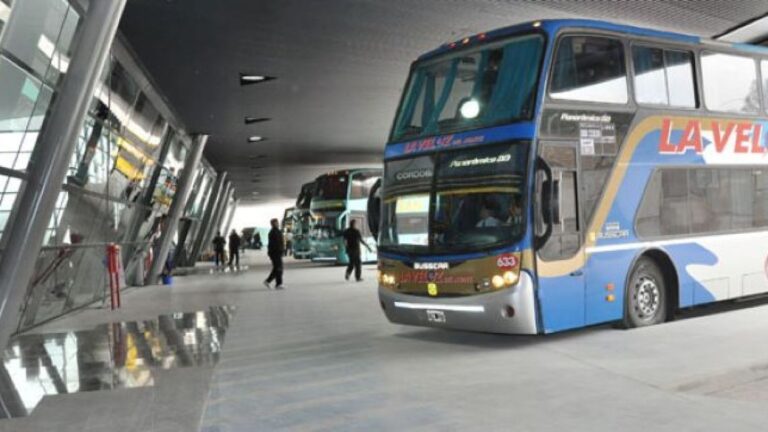 VIVO: Paro de interurbanos en Córdoba – Activan Plan de Contingencia y Reorganizan Transporte en el Norte