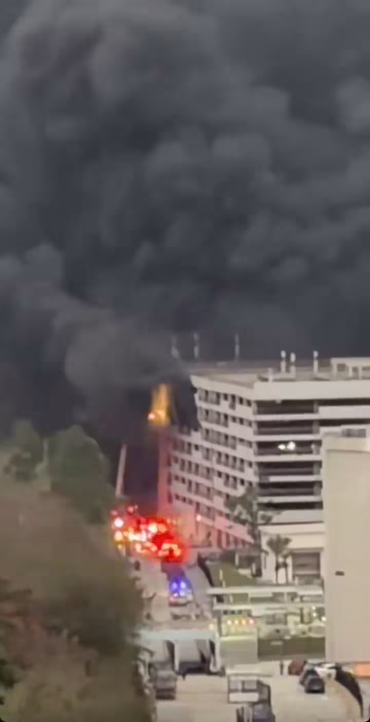 Incendio en el estacionamiento de BYD