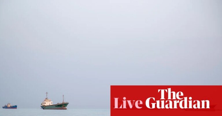 Crisis en Medio Oriente: EUA e Irán en un punto muerto mientras secretario naval deja su cargo de inmediato
