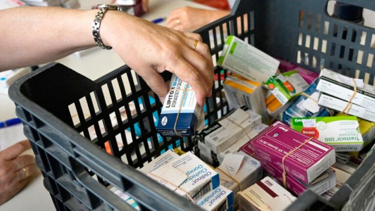 PAMI Rinde Cuentas: Algunas Deudas Pagadas, pero Medicamentos Oncológicos Siguen Pendientes