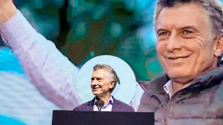 Macri en Movimiento: Encuestas, Diálogo con Gobernadores y su Nuevo Tour