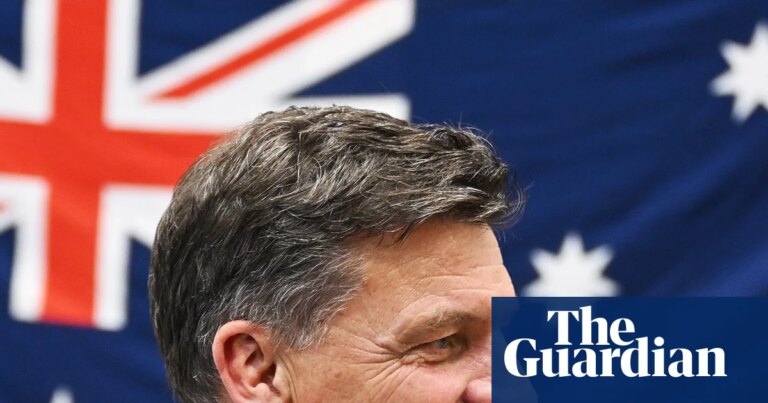 Taylor: Mayor riesgo de ‘malas personas’ de ‘malos países’ y críticas a ceremonias de bienvenida en Australia