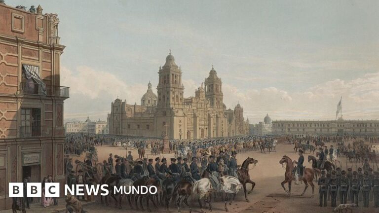 9 Meses de la Bandera de EE.UU. en el Zócalo de Ciudad de México: Un Recorrido por su Historia