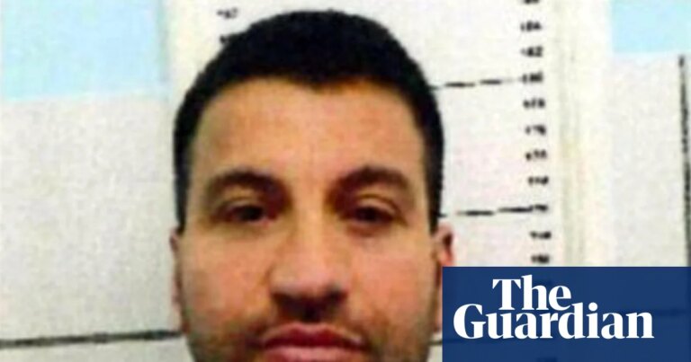 Capturan en la Costa de Amalfi a mafioso fugitivo buscado por asesinato