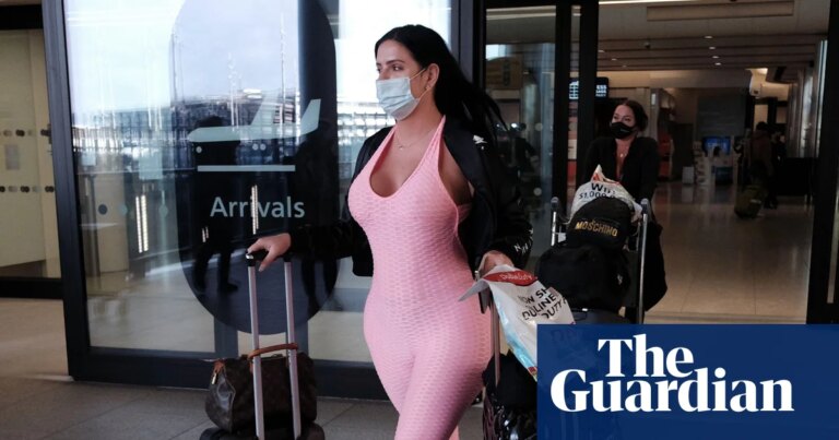 Influencer muere seis días después de ser atropellada afuera de un club en Londres