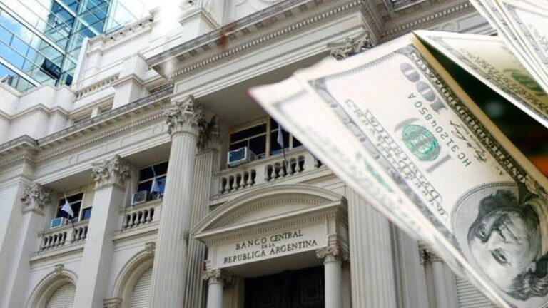 Riesgo País: ¿Qué debe hacer el Gobierno para bajar de 400 puntos básicos?