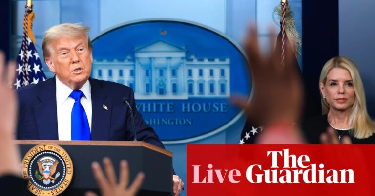 Pam Bondi Promete Seguir Luchando por Trump Pese a su Despido como Fiscal General – En Vivo