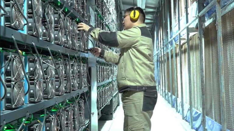 Las mineras de Bitcoin alcanzan un nuevo récord de ventas