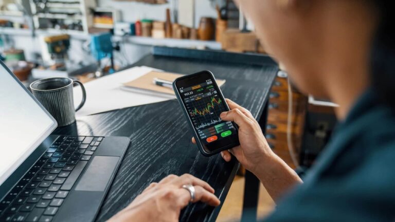 Dólar vs. Plazo Fijo: ¿Dónde es mejor invertir hoy?