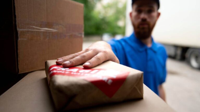 Compras en el Exterior: Argentinos Gastan Fortunas a Través de Courier