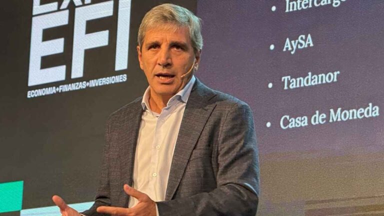 Caputo anticipa la inflación, el dólar, tasas y crédito para 2026