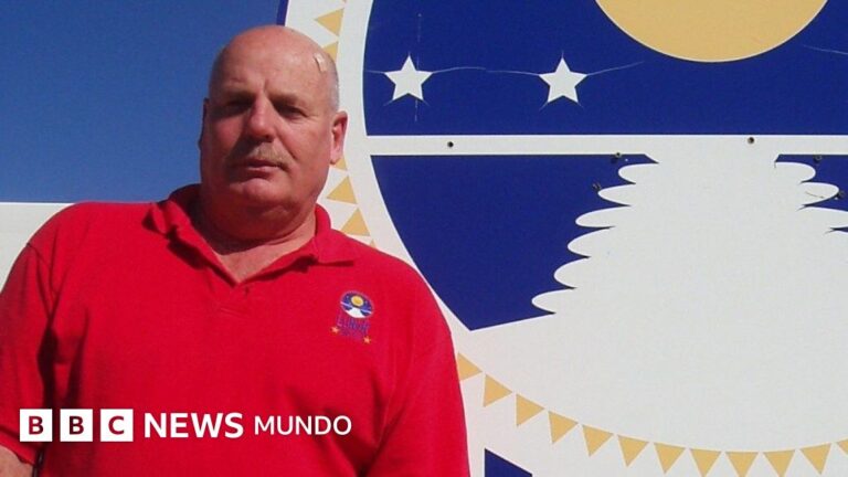 ¿Genio o engañador? La historia de Dennis Hope, el estadounidense que vendió parcelas de la Luna