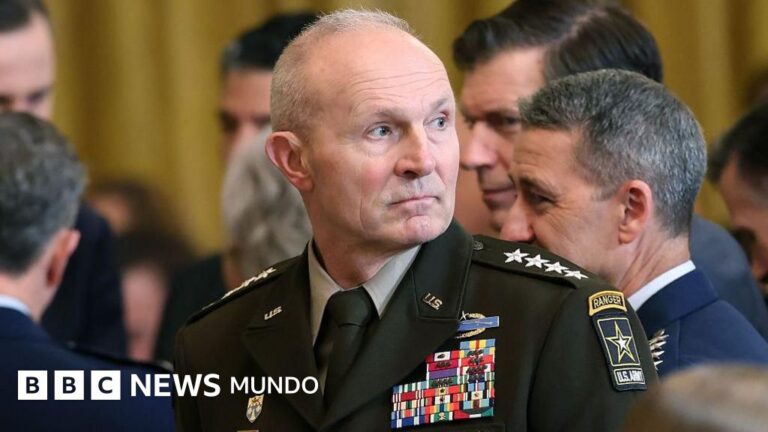 El Pentágono destituye al jefe del Estado Mayor del Ejército de EE.UU. en medio de incertidumbres sobre la guerra con Irán