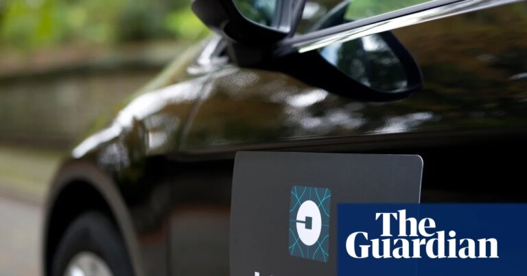Uber Introduces Fuel Surcharge for Non-Eléctricos en Australia por Aumento de Precios del Petróleo