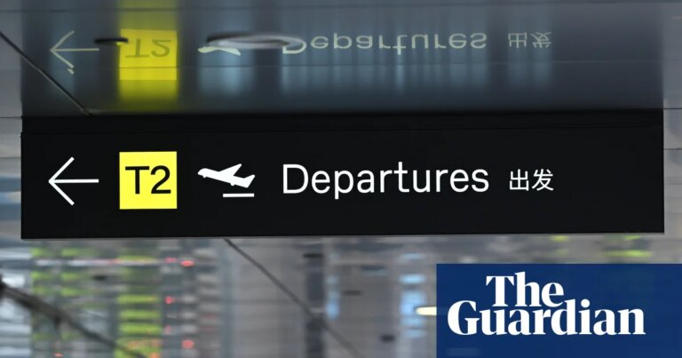 Hombre arrestado tras intento de abordar vuelo internacional en Melbourne tras presunto asesinato de una mujer