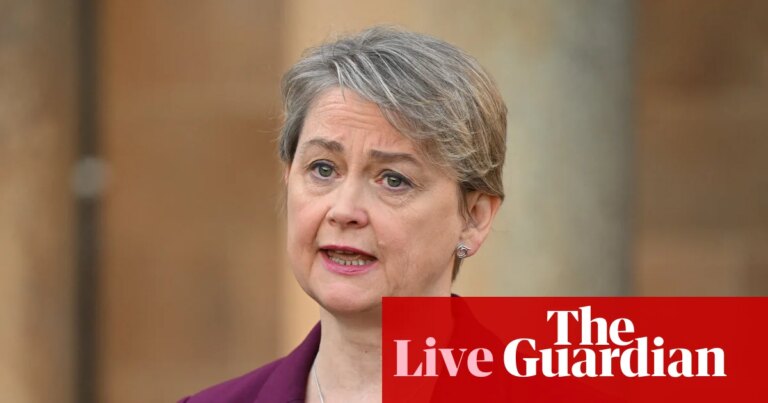 Irán no puede ‘secuestrar’ el estrecho de Ormuz con peajes, afirma Yvette Cooper – Últimas noticias políticas del Reino Unido