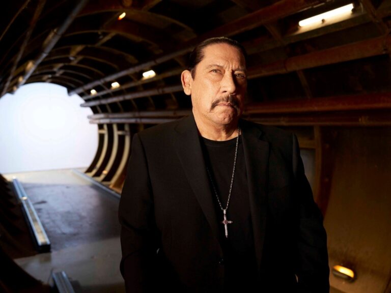 A los 81 años, Danny Trejo regresa a la TV como conductor para desvelar misterios del mundo.