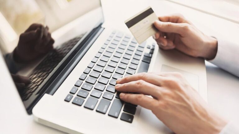 ARCA destapa las estafas más frecuentes al comprar en Shein y Temu