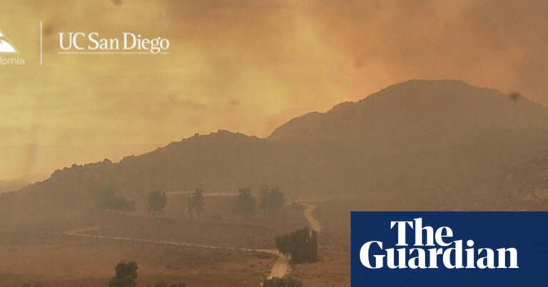 Evacuaciones en California tras la erupción de dos incendios forestales