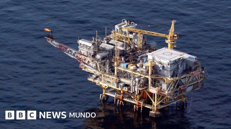 El ‘escuadrón de Dios’: Trump impulsa nuevas perforaciones petroleras en el Golfo de México