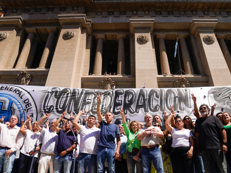 CGT marcha a Plaza de Mayo antes del Día del Trabajador y planea nuevo paro contra Milei