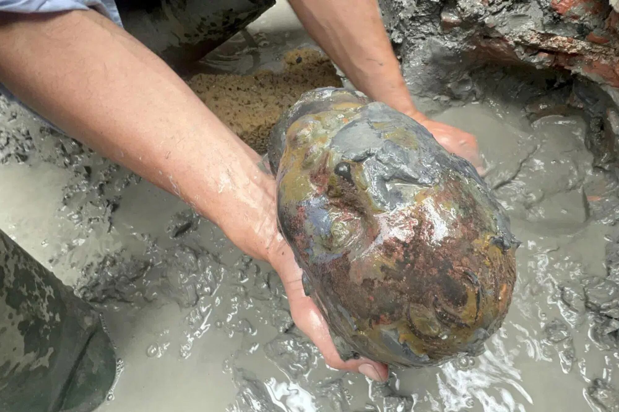 Excavaciones en San Casciano dei Bagni, Italia