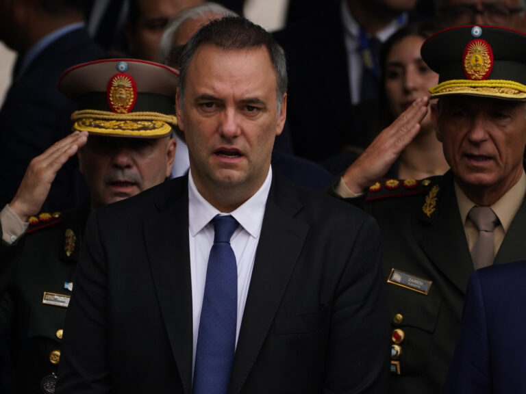 “Milei y las Malvinas: la análisis del biógrafo del Presidente sobre Adorni y el futuro político”