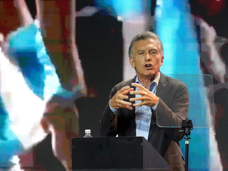 «Mauricio Macri regresa al protagonismo: cena en la Rural y gira política por Corrientes y Chaco»