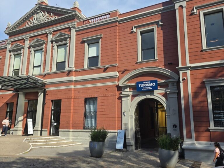 Buenos Aires lanza un nuevo centro turístico con atención al visitante