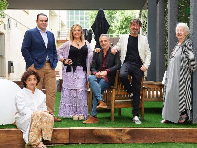 Mocedades: La Clave de su Éxito en la Música Romántica es No Seguir Modas