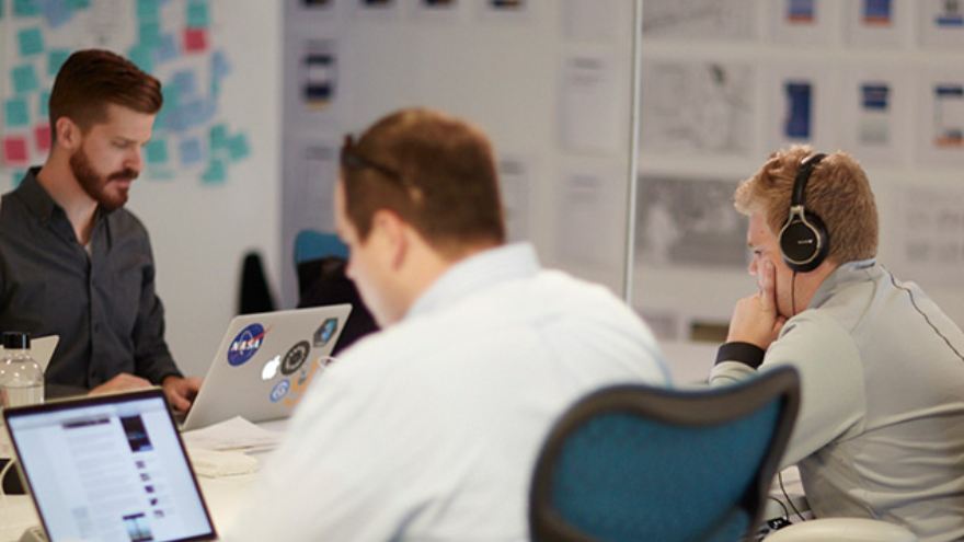 Aon abre vacantes y contrata profesionales en Argentina este 2026