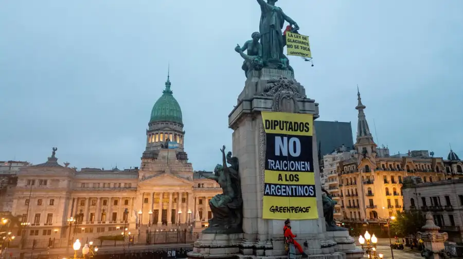 Greenpeace contra la Ley de Glaciares