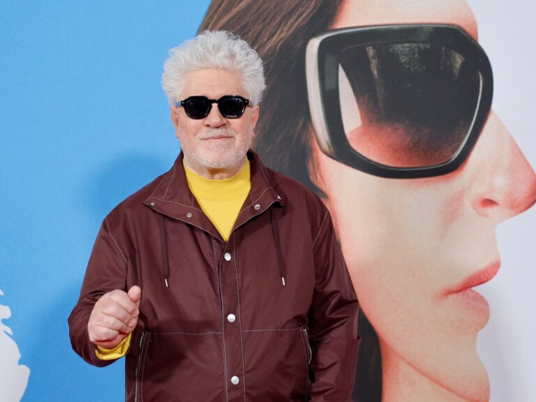 Pedro Almodóvar busca la Palma de Oro con ‘Amarga Navidad’, protagonizada por Leonardo Sbaraglia