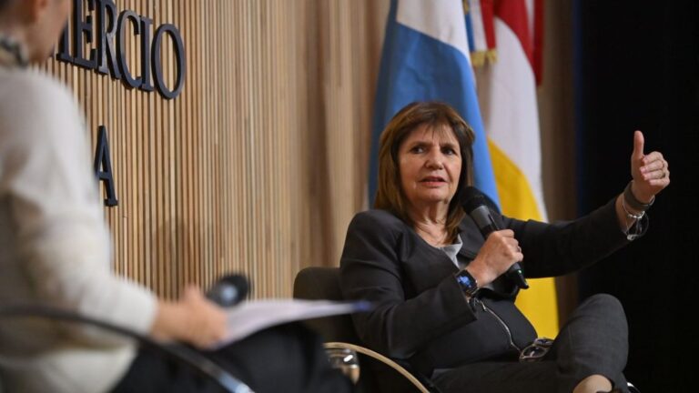 Bullrich pide apoyo del PRO Córdoba para LLA en 2027