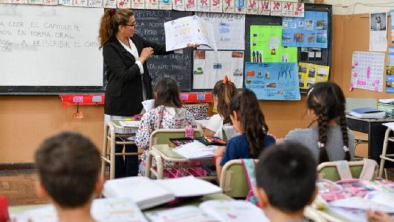 Paritaria Docente: El Lunes se Define, el Rechazo Toma la Delantera