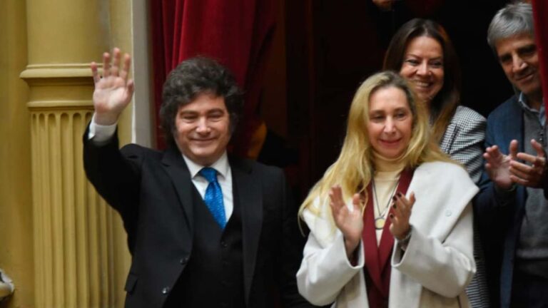 Cae la imagen de Milei: desaprobación alcanza el 63% en abril