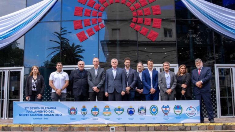 Empresarios de 10 provincias exigen emergencia industrial ante caídas históricas en la actividad
