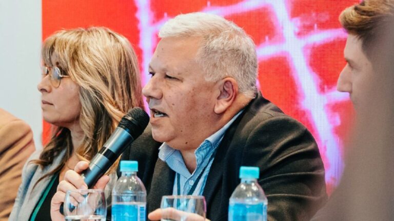 Intendente de Córdoba: ‘Se requieren tres jubilaciones para un geriátrico de calidad’