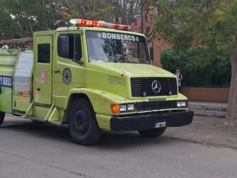 Explosión en clase: un experimento escolar obliga a evacuar el colegio