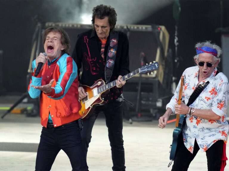 ¡Los Rolling Stones revelan su nuevo disco y presentan el single «Rough and Twisted»!