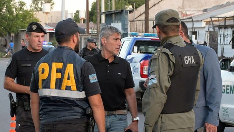 Multas para quienes falsifiquen operativos en escuelas