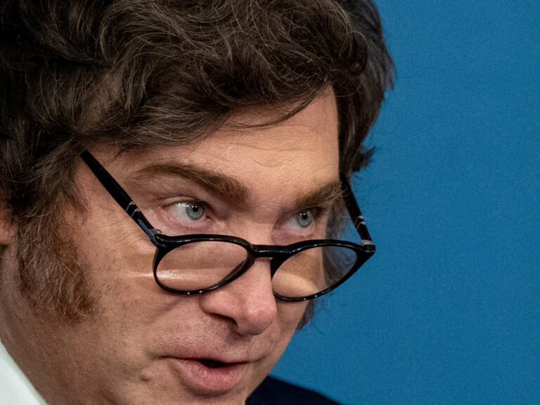Javier Milei defiende su economía: "Es falso que estemos mal" en vivo antes de los datos de inflación de marzo